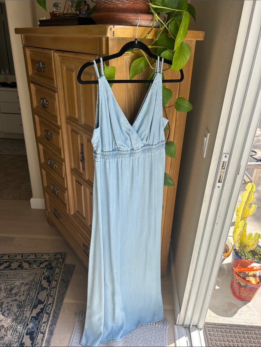 HOLDING HORSES Light Blue Sleeveless Maxi Dress